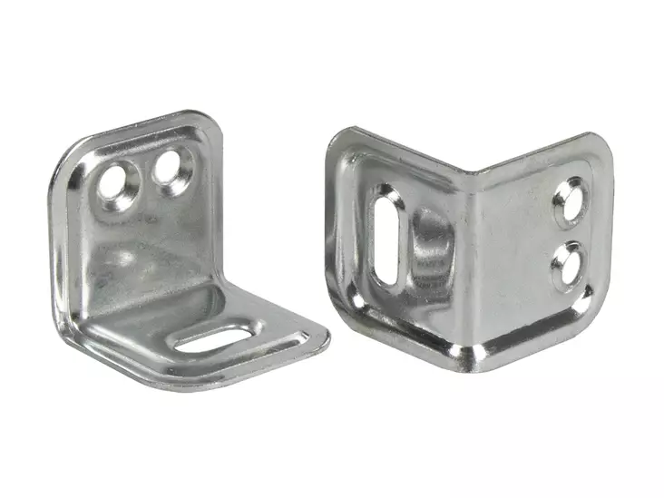 KALUSTEKULMA 502 SINK. PISLA 10500920 - Kulmaraudat, ankkurinaulat ja ruuvit - 6414671050723 - 1